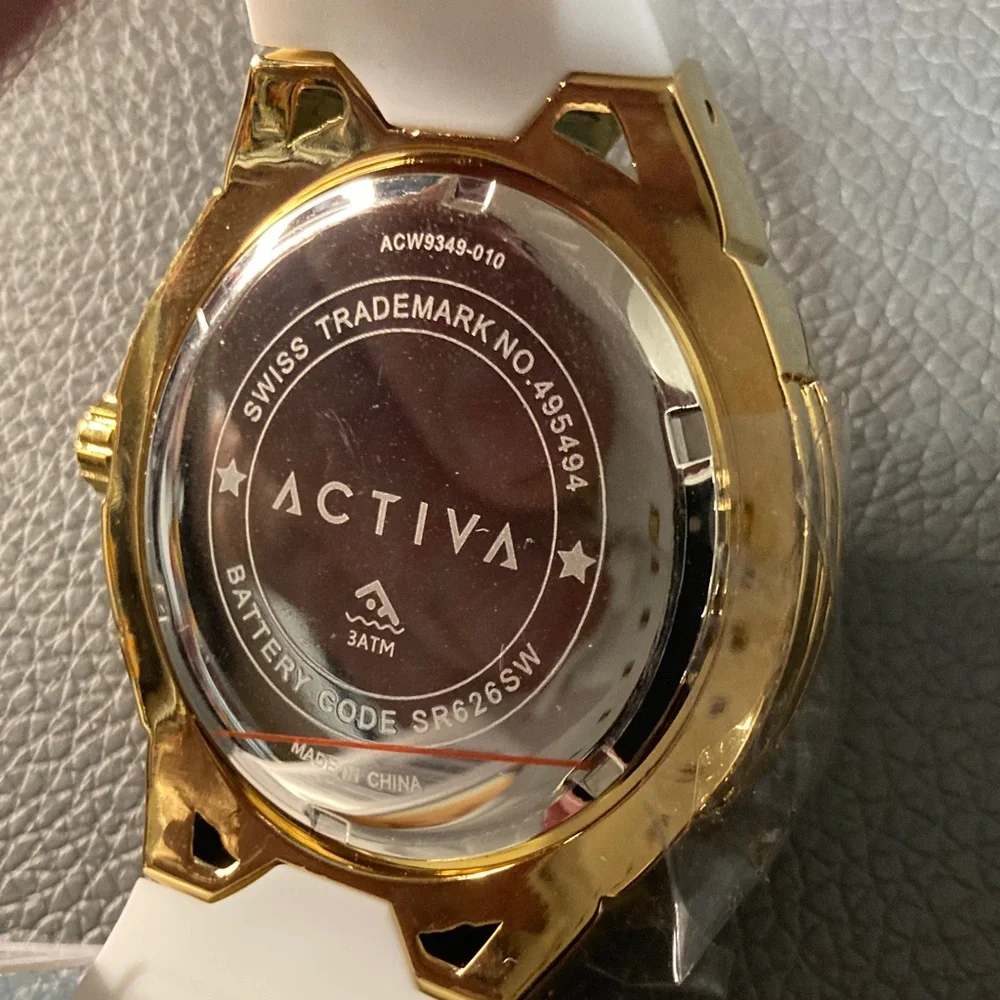 Ativa stylish watch